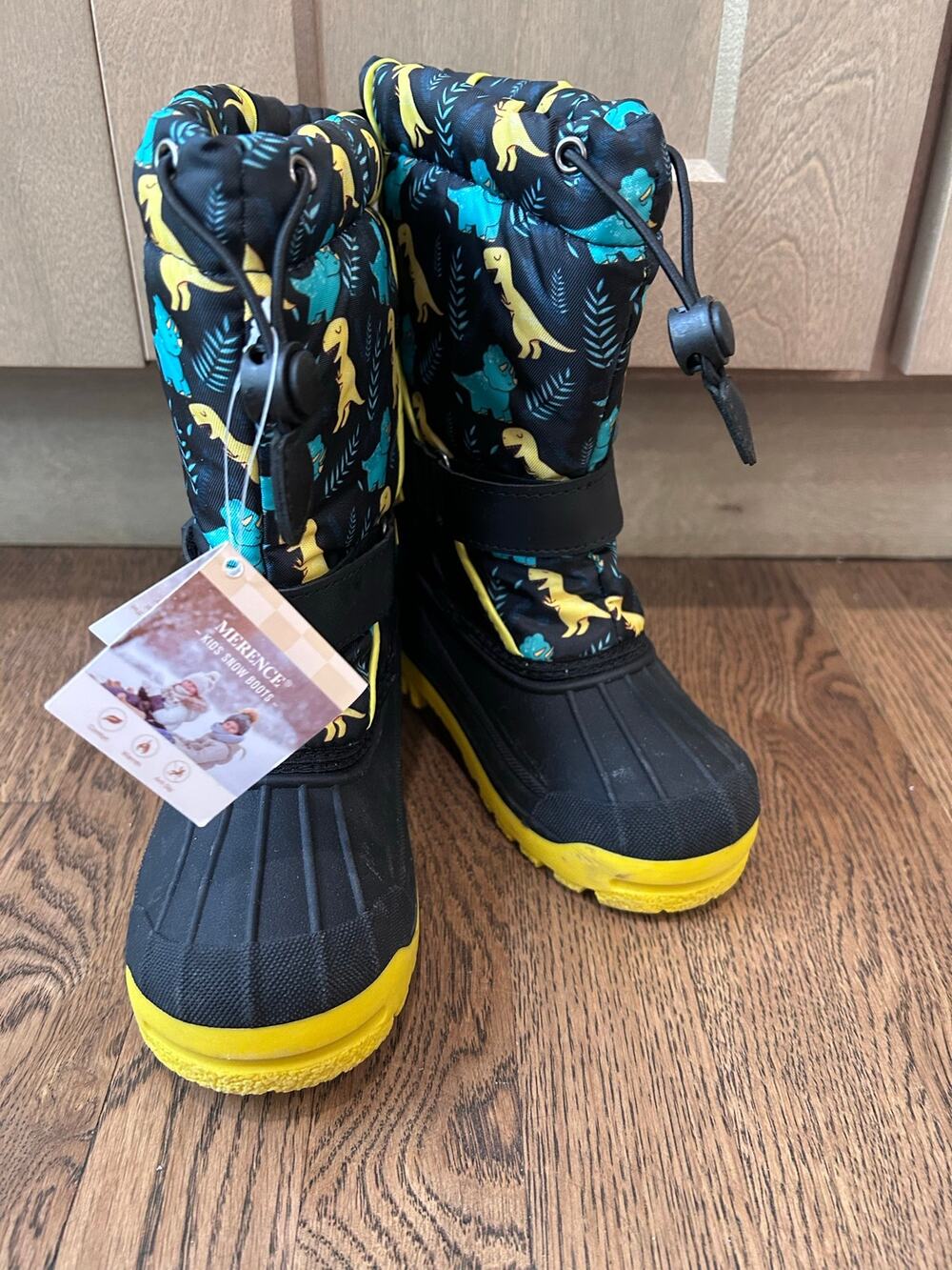 NWT Merence Kids Dinosaur Snow Boots Black Yellow Waterproof Size EU 31 US 13